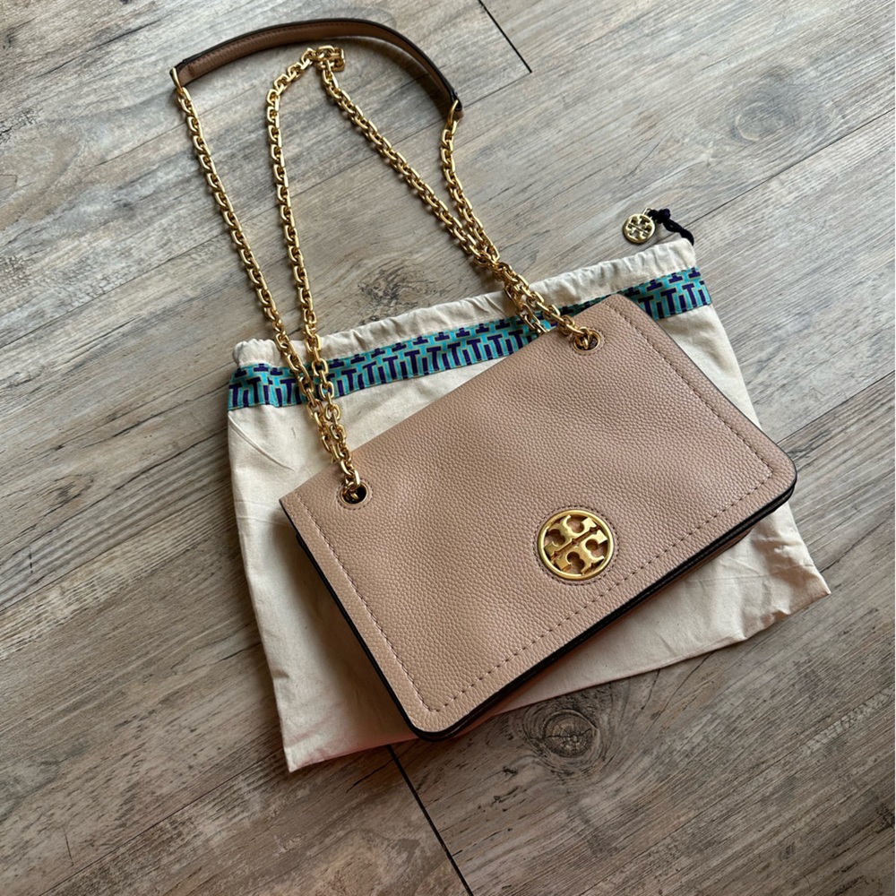 Tory Burch Carson Convertible Leather Crossbody Bag I… Gem